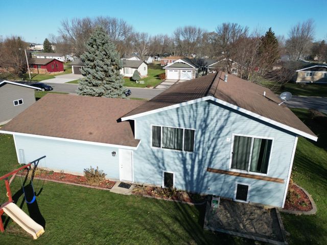 621 Elm Street, Paynesville, MN 56362