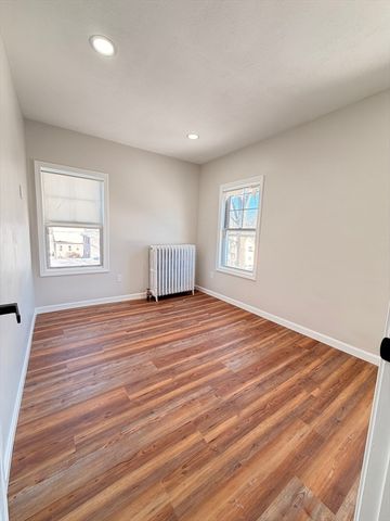 26 Gage St 2, Methuen, MA 01844