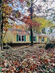 8207 Schooner Lane, Charlotte, NC 28270