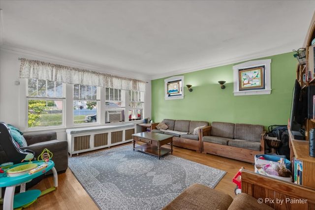 1711 Hartrey Avenue, Evanston, IL 60201