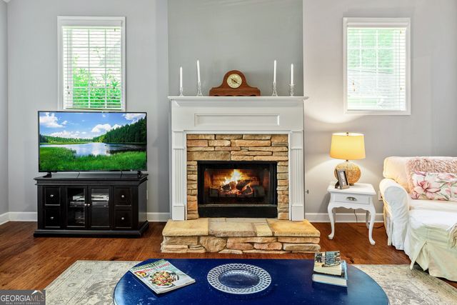 10 Fenway Court, Newnan, GA 30265