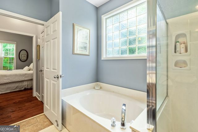 10 Fenway Court, Newnan, GA 30265