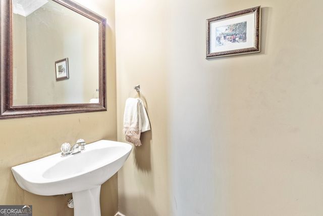 10 Fenway Court, Newnan, GA 30265