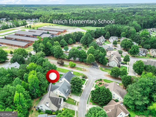 10 Fenway Court, Newnan, GA 30265