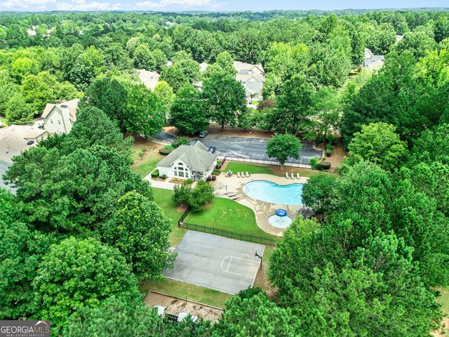 10 Fenway Court, Newnan, GA 30265