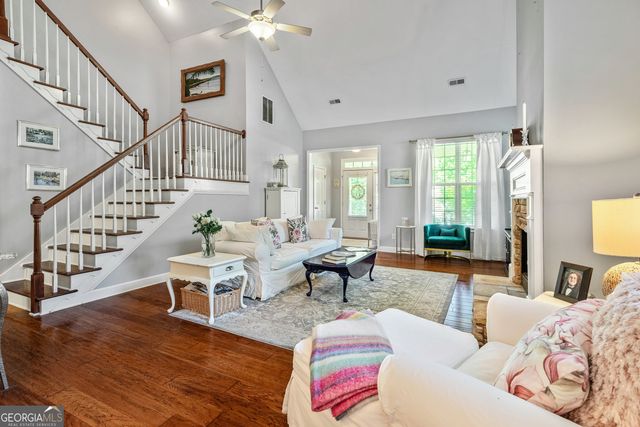 10 Fenway Court, Newnan, GA 30265