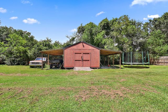 544 County Road 4023, Dayton, TX 77535