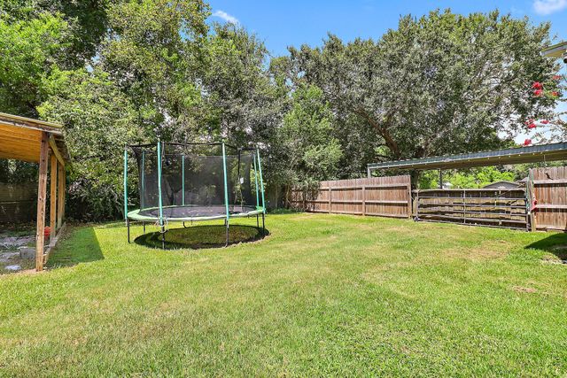 544 County Road 4023, Dayton, TX 77535