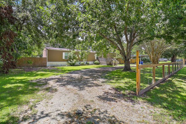 544 County Road 4023, Dayton, TX 77535