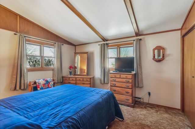 3935 NE 49th Street, Des Moines, IA 50317