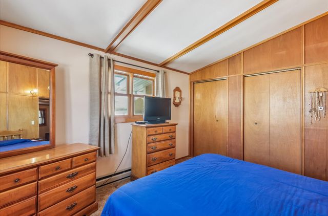 3935 NE 49th Street, Des Moines, IA 50317