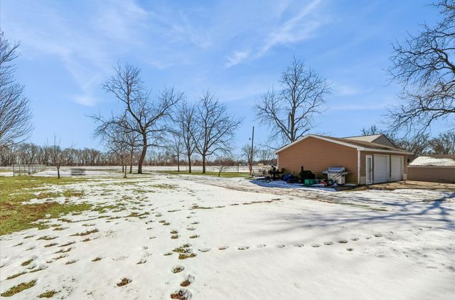 3935 NE 49th Street, Des Moines, IA 50317