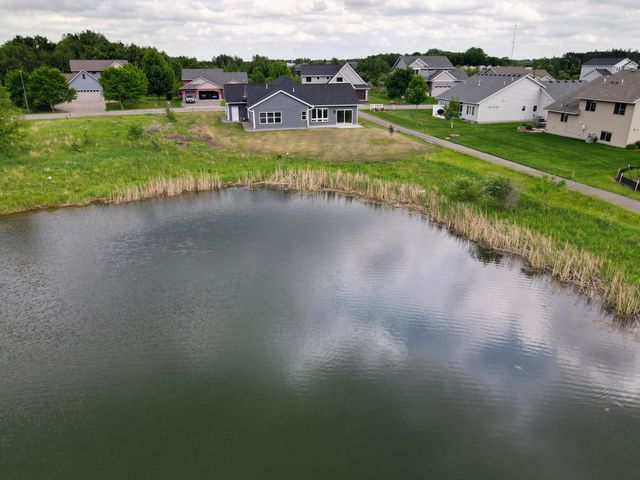 3085 Nottingham Road S, Saint Cloud, MN 56301