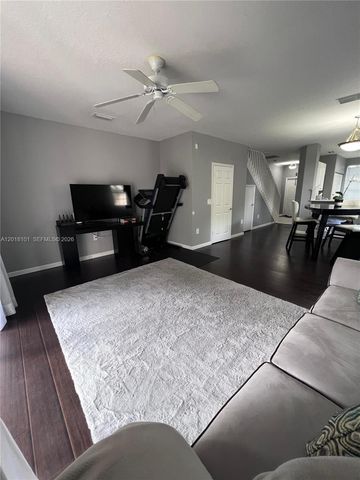681 NW 42nd Ave -, Plantation, FL 33317