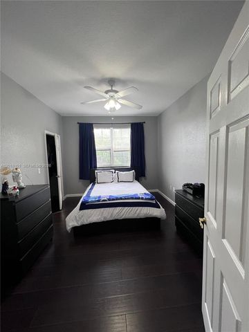 681 NW 42nd Ave -, Plantation, FL 33317