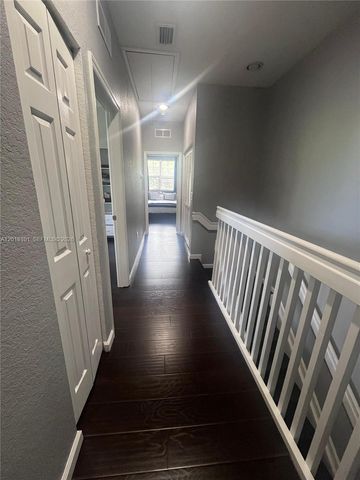 681 NW 42nd Ave -, Plantation, FL 33317