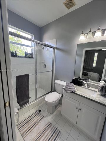 681 NW 42nd Ave -, Plantation, FL 33317