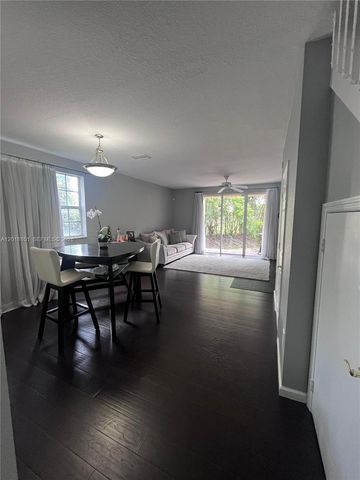 681 NW 42nd Ave -, Plantation, FL 33317