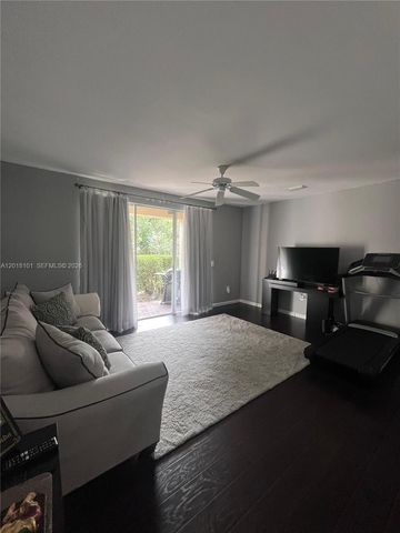 681 NW 42nd Ave -, Plantation, FL 33317