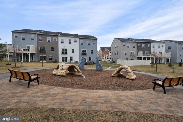 210 SOUTHWIND DR, Accokeek, MD 20607