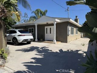 395 Victoria, Costa Mesa, CA 92627