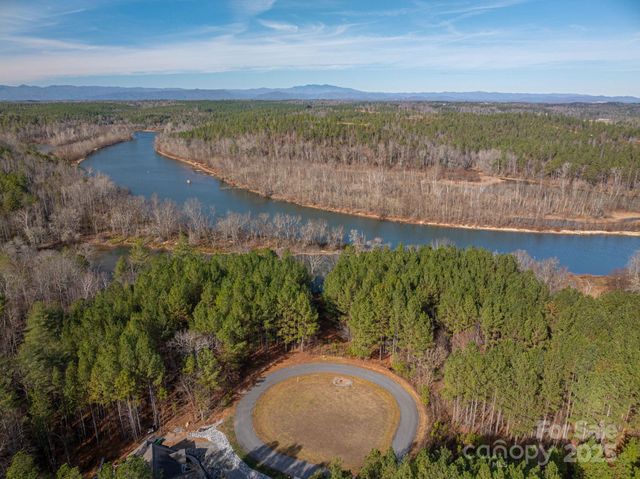 125 Catawba Cove Drive NW, Valdese, NC 28690