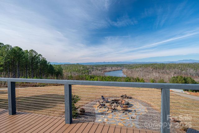 125 Catawba Cove Drive NW, Valdese, NC 28690