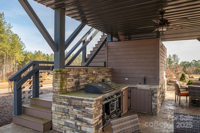 125 Catawba Cove Drive NW, Valdese, NC 28690