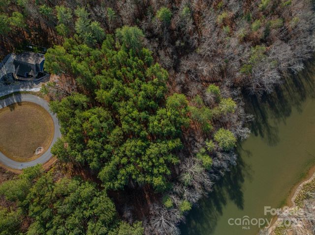 125 Catawba Cove Drive NW, Valdese, NC 28690