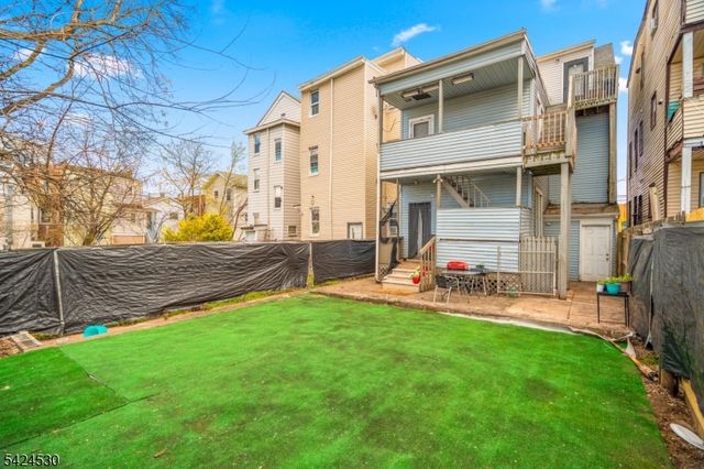 80 Pennington St, Paterson City, NJ 07501
