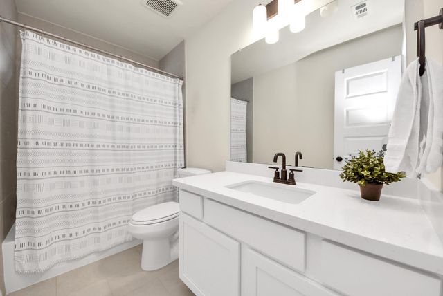 2715 Bisbee Road, League City, TX 77573