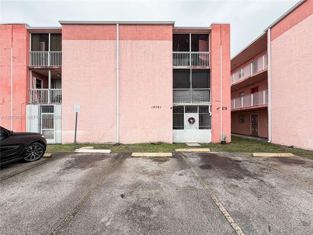 19761 SW 114th Avenue 338, Miami, FL 33157