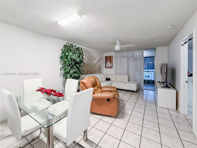 19761 SW 114th Avenue 338, Miami, FL 33157