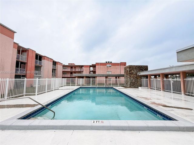 19761 SW 114th Avenue 338, Miami, FL 33157