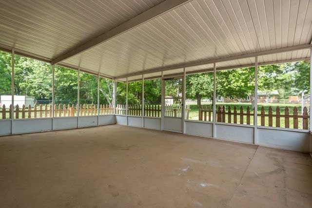 710 Penn Ct, Murfreesboro, TN 37128
