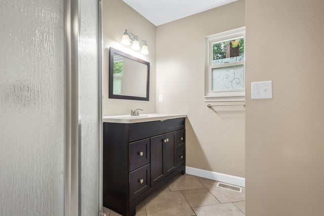 710 Penn Ct, Murfreesboro, TN 37128