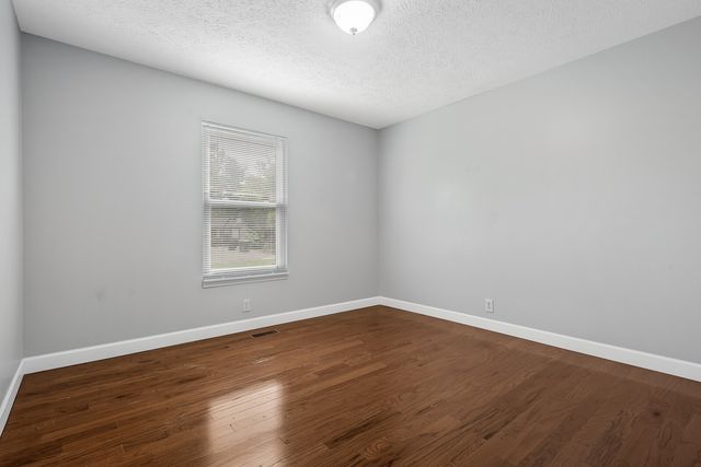 710 Penn Ct, Murfreesboro, TN 37128