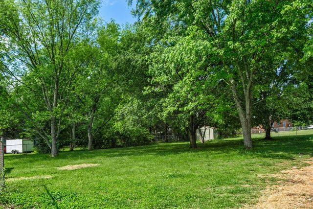710 Penn Ct, Murfreesboro, TN 37128