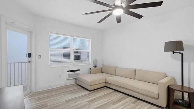 835 Meridian Avenue 11, Miami Beach, FL 33139