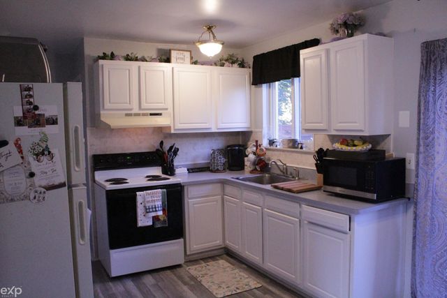 27881 Eastwick Drive, Roseville, MI 48066