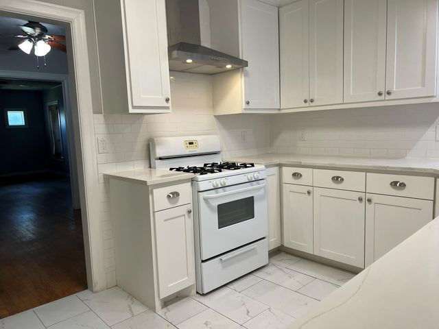 2015 Munger Street, Houston, TX 77023