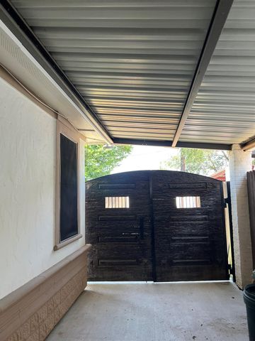 2015 Munger Street, Houston, TX 77023