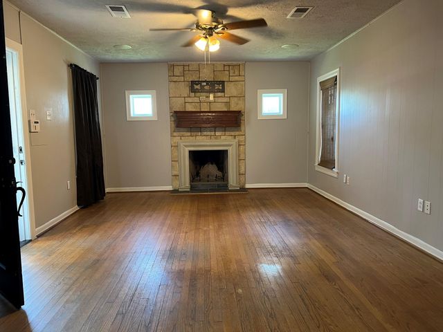 2015 Munger Street, Houston, TX 77023