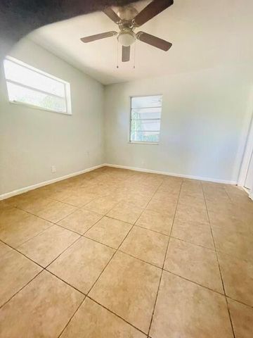 415 NW 7TH Court, Boynton Beach, FL 33426