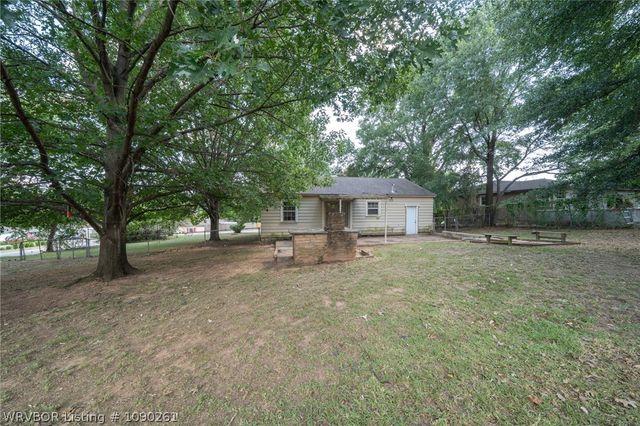 1621 Boston Street, Fort Smith, AR 72901