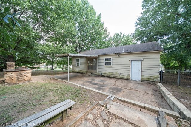 1621 Boston Street, Fort Smith, AR 72901