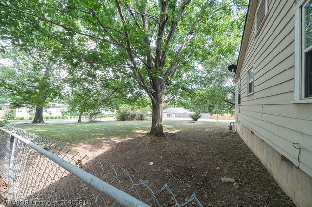 1621 Boston Street, Fort Smith, AR 72901