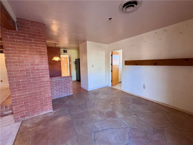 1020 Longview Avenue, Kingman, AZ 86401