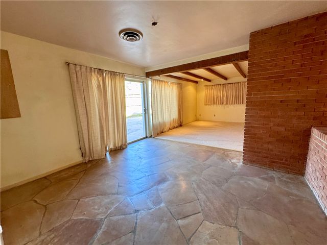 1020 Longview Avenue, Kingman, AZ 86401