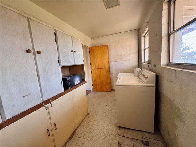 1020 Longview Avenue, Kingman, AZ 86401